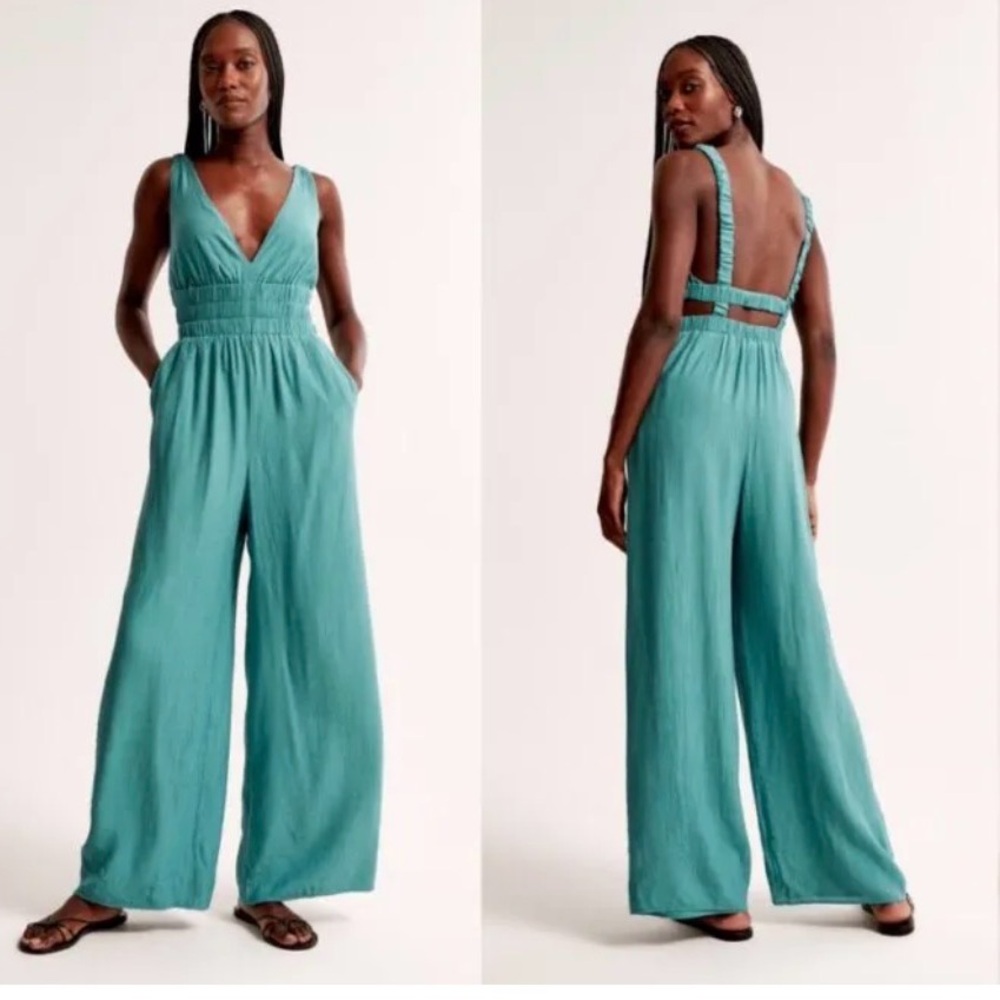 Abercrombie & Fitch Teal V‑Neck Wide‑Leg Jumpsuit